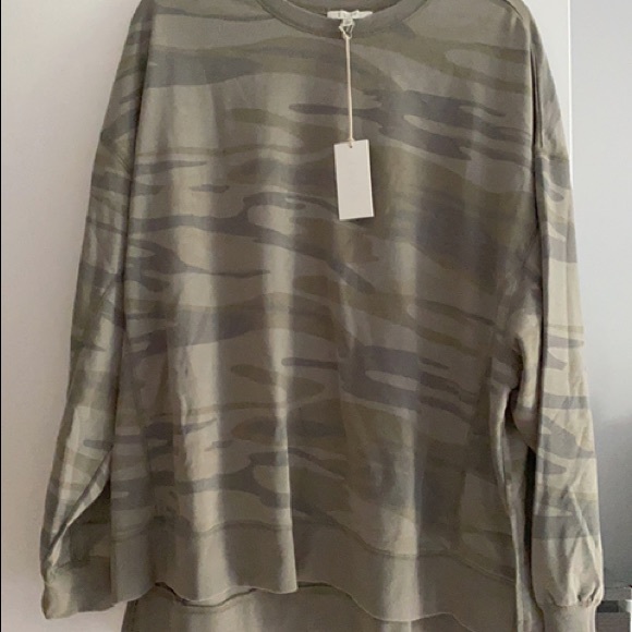 Z Supply modern camo weekender - Picture 3 of 3